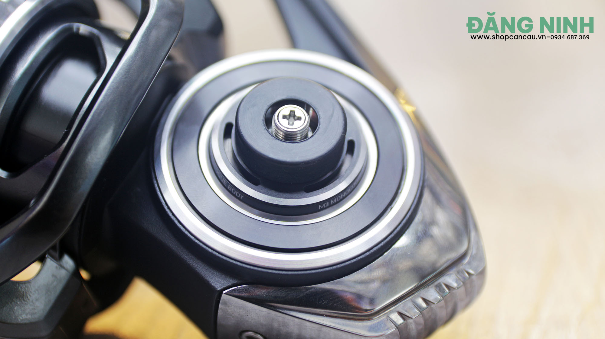 Máy câu Daiwa BG MQ