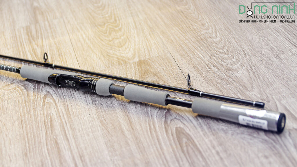 Cần lure Daiwa Saltist AGS III 802MHFS