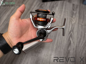 Máy câu Abu Garcia Revo X size 30